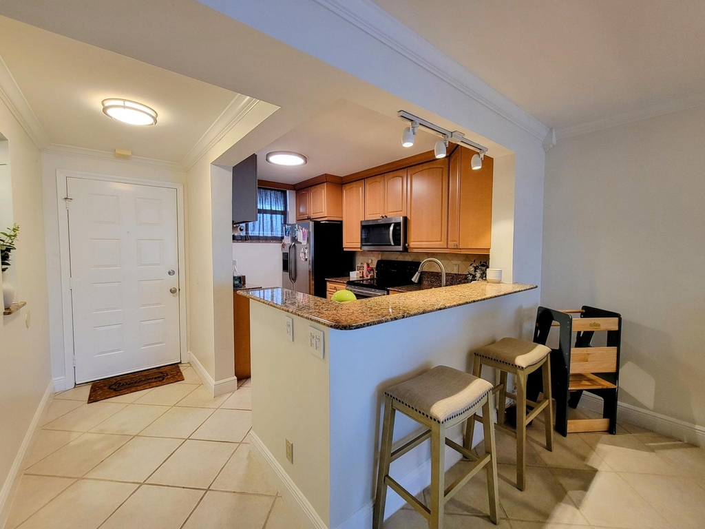111 Lake Emerald Drive - Photo 3