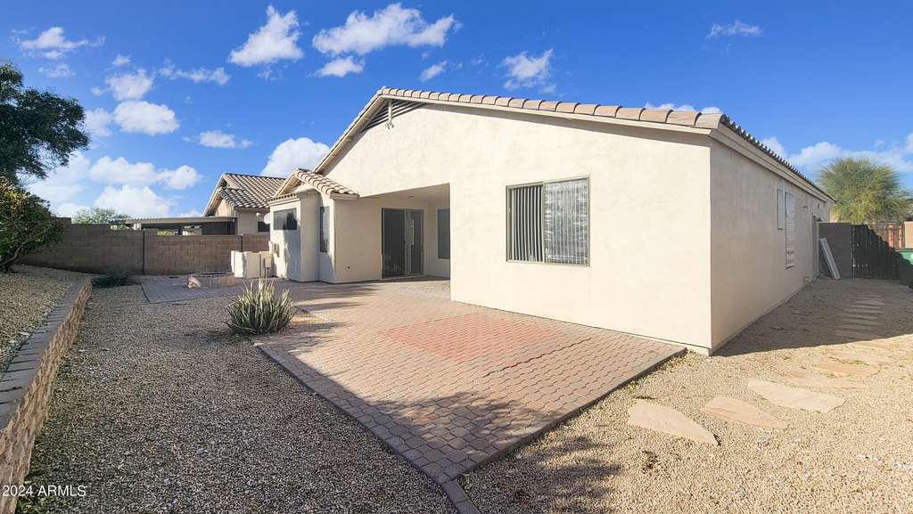 18651 W Sunrise Drive - Photo 25