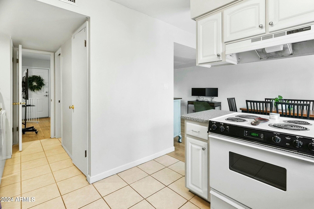 4808 S Stanley Place - Photo 6