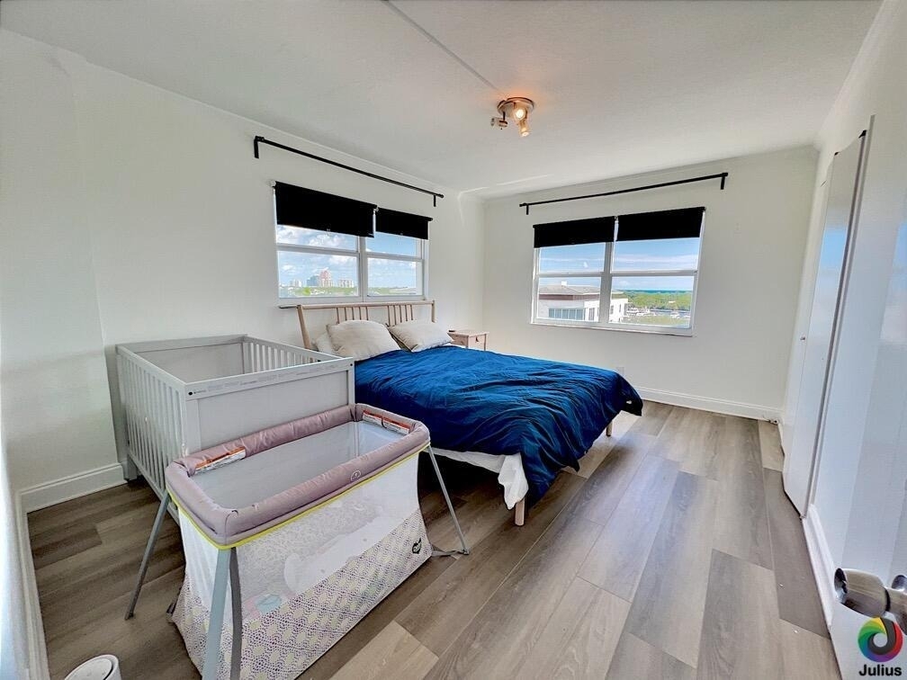 2555 Ne 11th Street - Photo 4