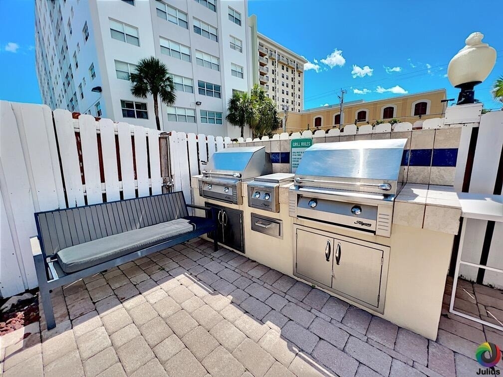 2555 Ne 11th Street - Photo 28
