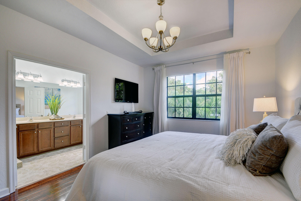 10342 Wellington Parc Drive - Photo 16