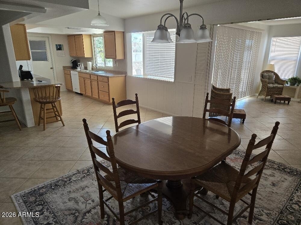 10838 W Acacia Drive - Photo 5