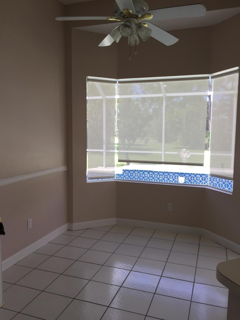 557 Sw New Castle Cove - Photo 5