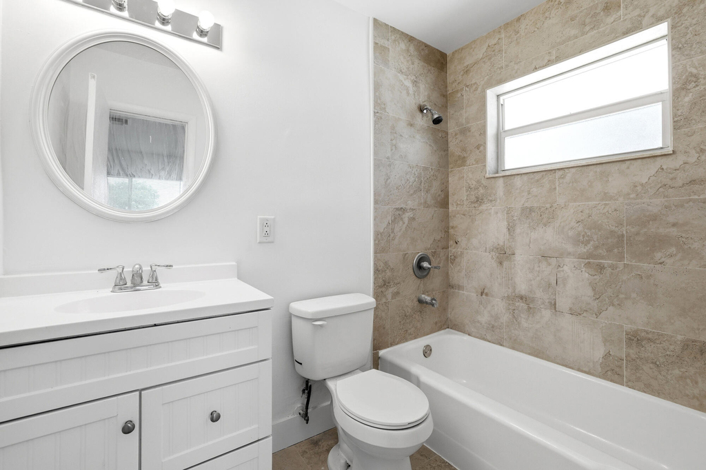 1880 Se 3rd Street - Photo 14