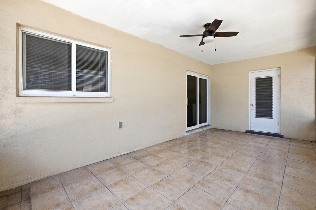 1880 Se 3rd Street - Photo 17