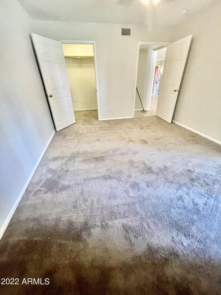 12212 N Paradise Village Parkway S - Photo 4