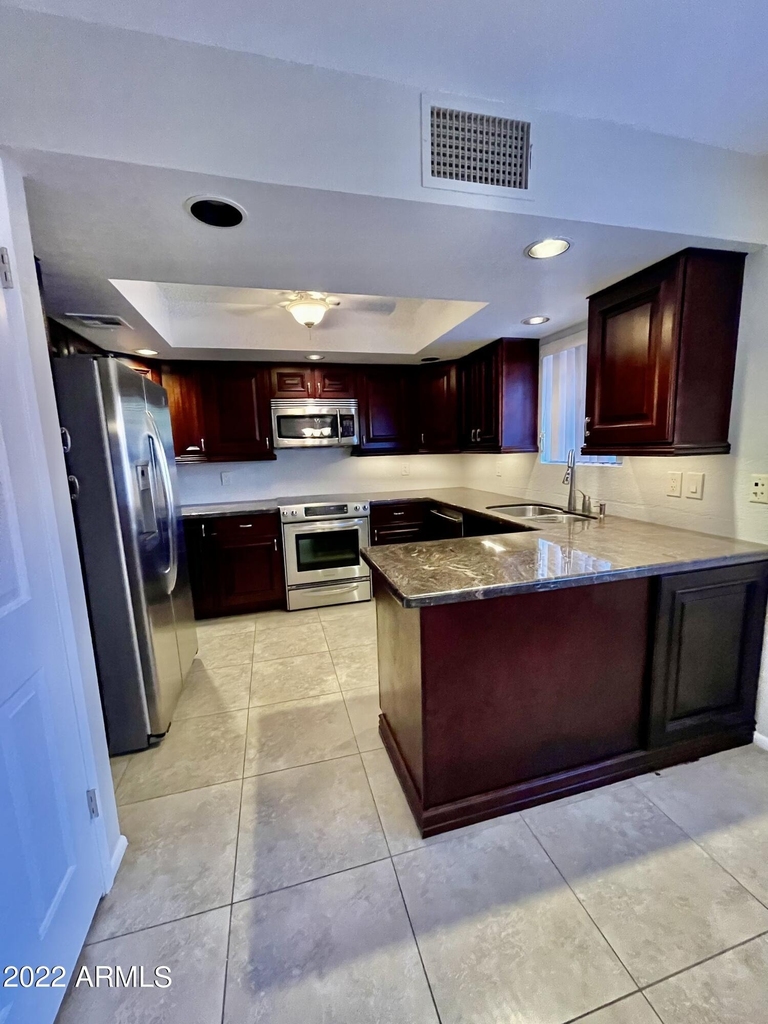 12212 N Paradise Village Parkway S - Photo 1