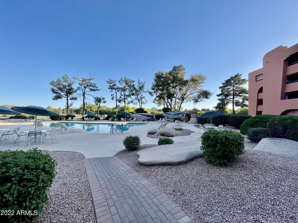 12212 N Paradise Village Parkway S - Photo 16