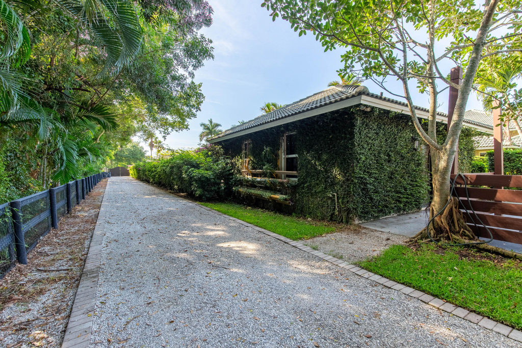 2583 Appaloosa Trail - Photo 34