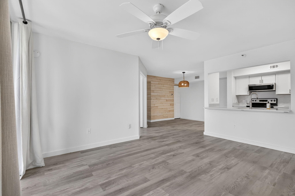 103 Yacht Club Way - Photo 9