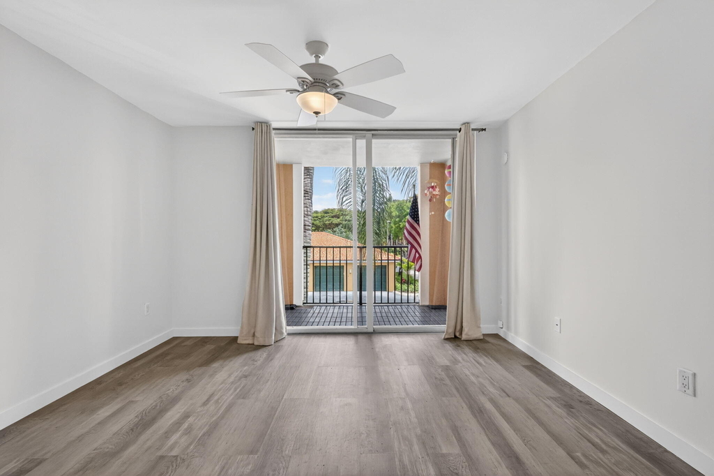 103 Yacht Club Way - Photo 12