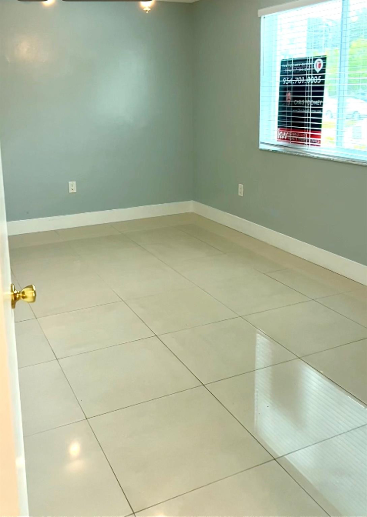 7450 Nw 17th Street - Photo 17