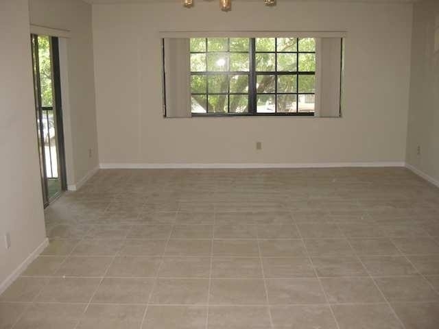 3665 Nw 94th Avenue - Photo 13