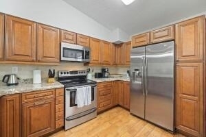 3130 Millwood Terrace - Photo 4