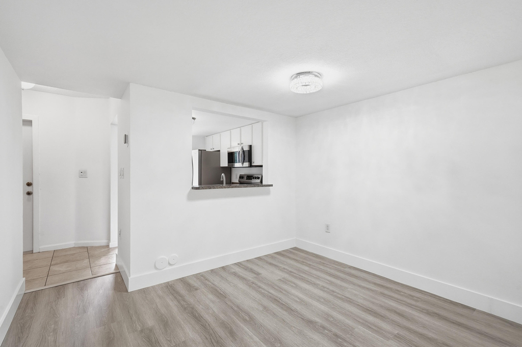 3832 Nw 90th Avenue - Photo 8