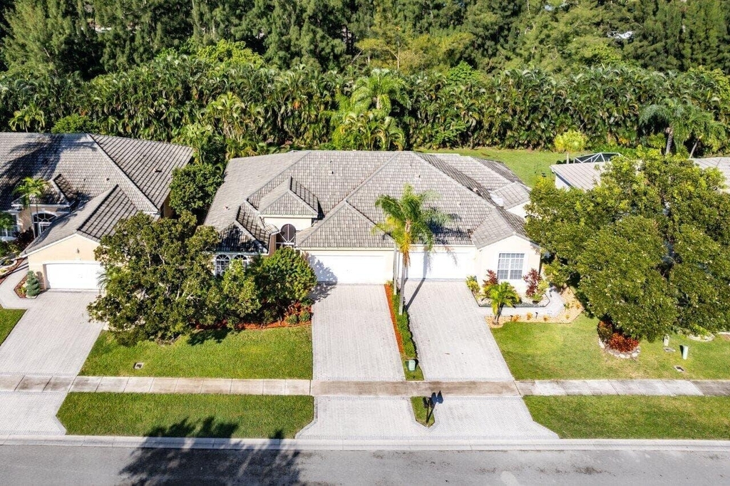7940 Rockford Road - Photo 1