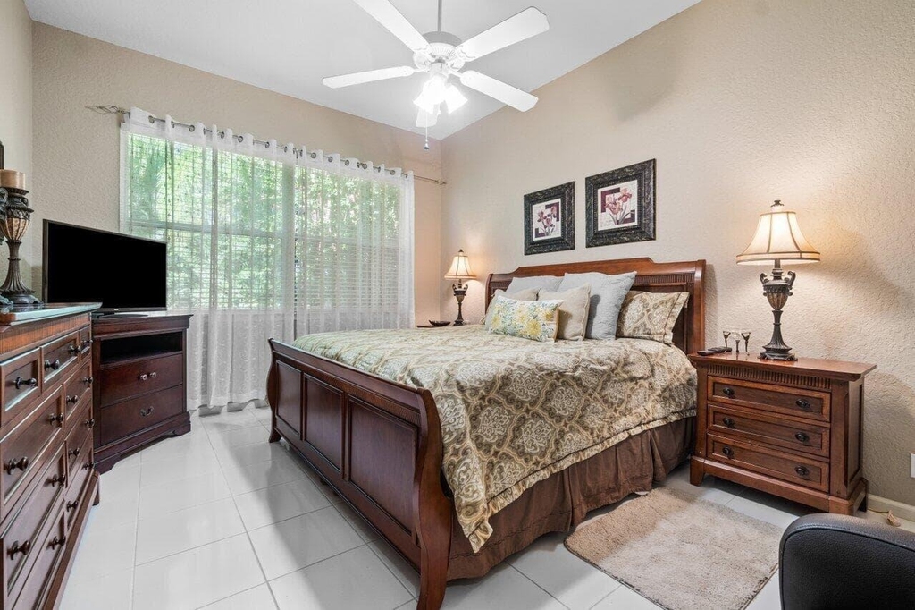 7940 Rockford Road - Photo 18