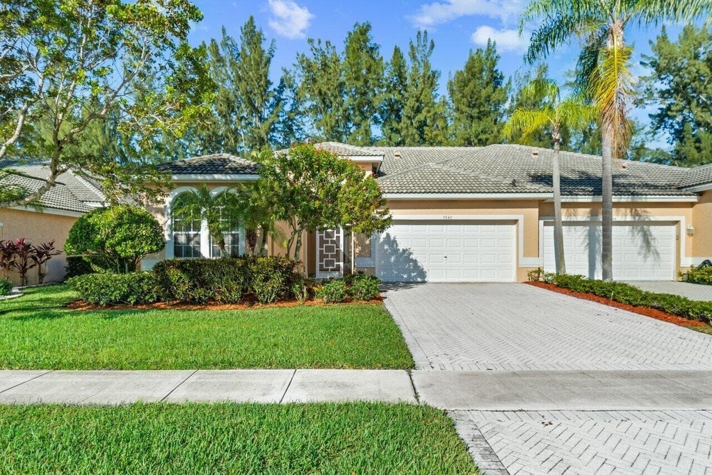 7940 Rockford Road - Photo 0