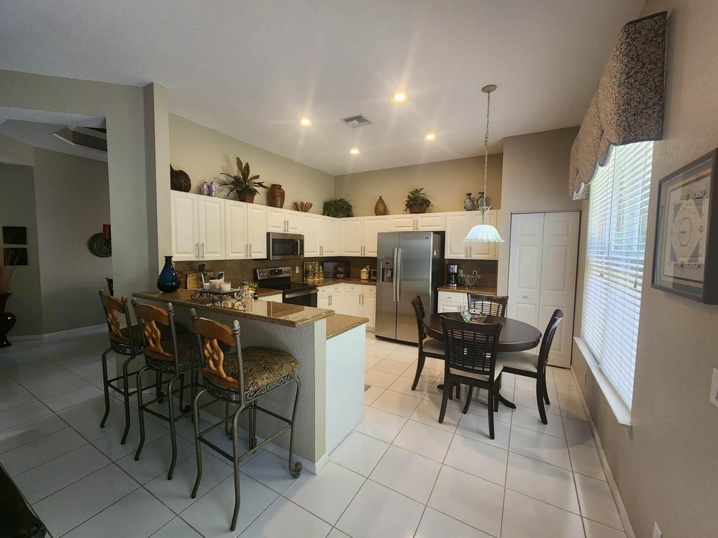 7940 Rockford Road - Photo 10