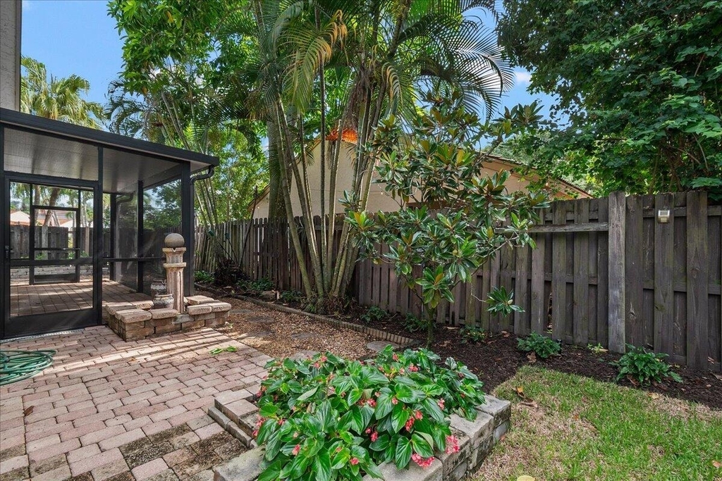 1714 Shoreside Circle - Photo 19