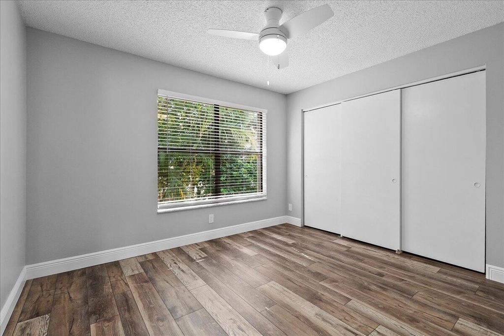 1714 Shoreside Circle - Photo 14