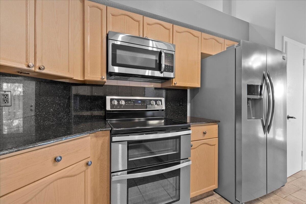 1714 Shoreside Circle - Photo 6