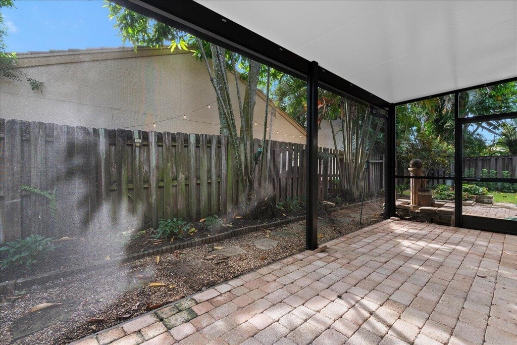1714 Shoreside Circle - Photo 18