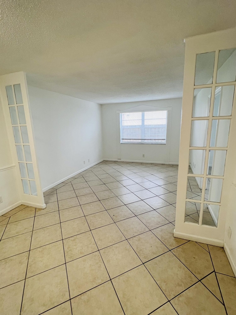510 24th Avenue N - Photo 8