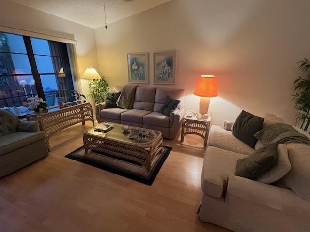 8083 Se Villa Circle - Photo 1