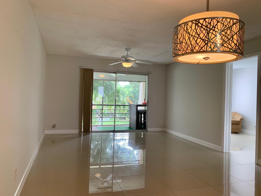 2500 Fiore Way - Photo 5
