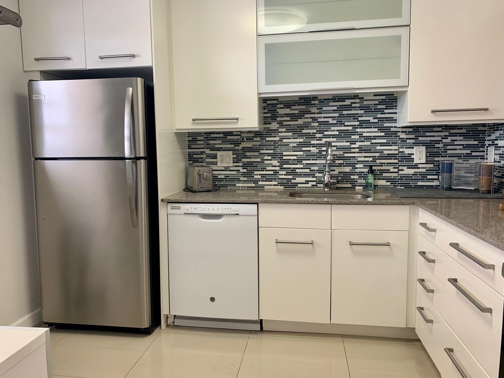 2500 Fiore Way - Photo 7
