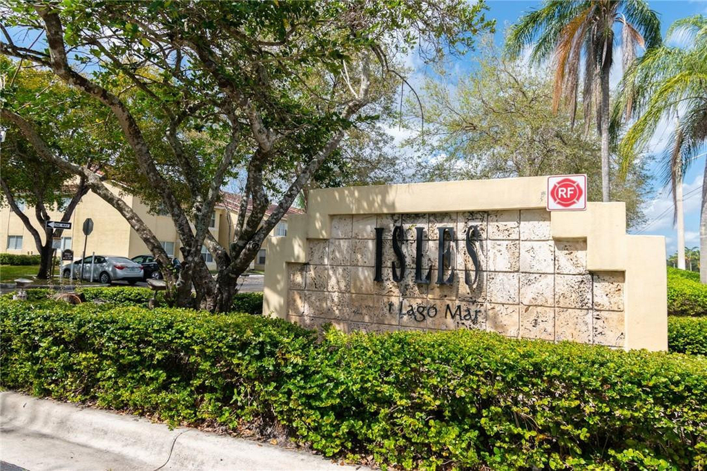 417 Vista Isles Drive - Photo 24