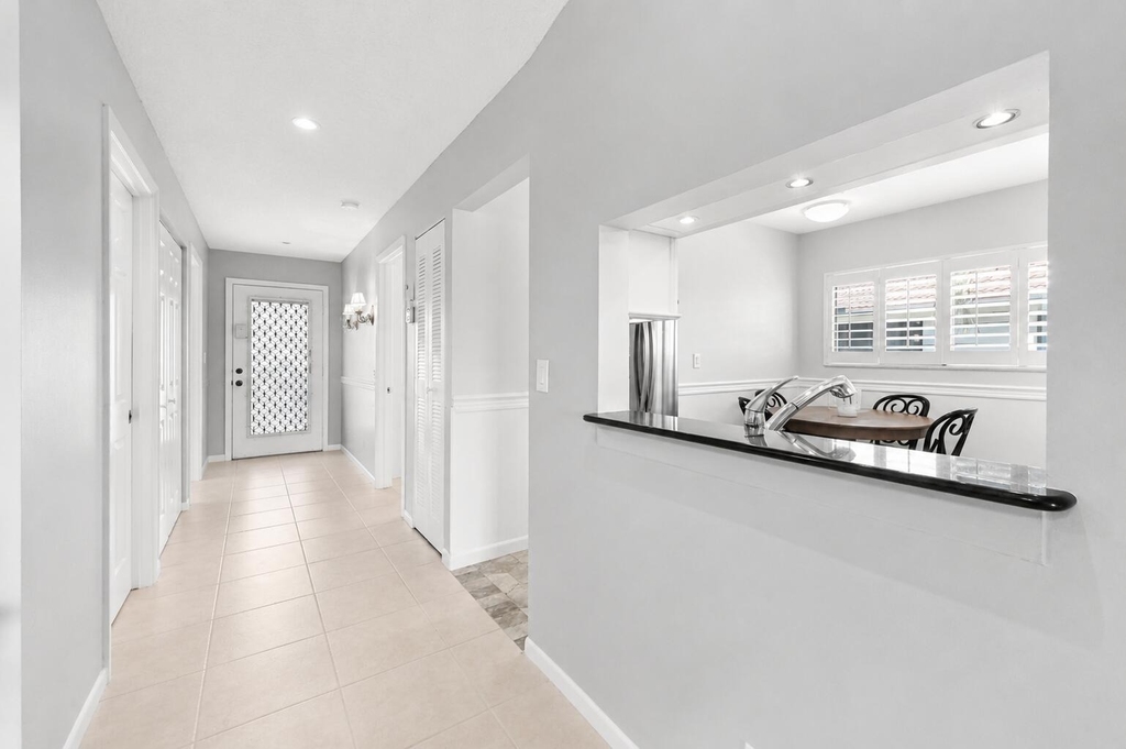 15234 Lakes Of Delray Boulevard - Photo 4