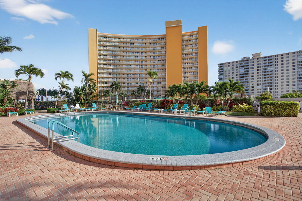 405 N Ocean Boulevard - Photo 42