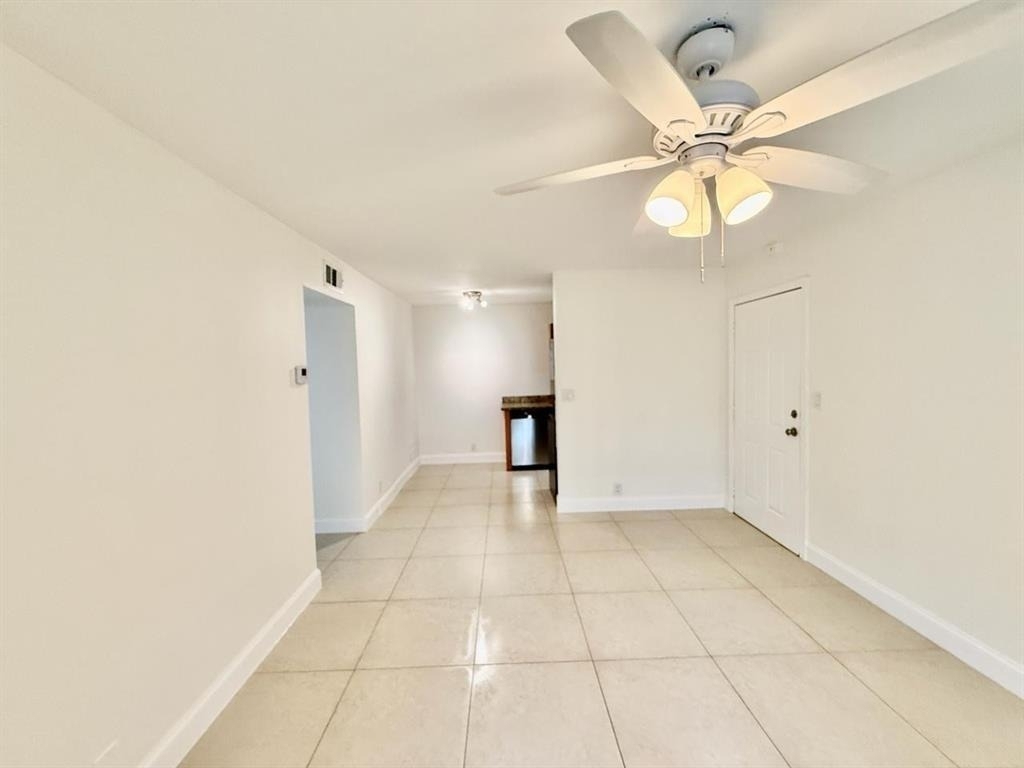 601 Ne 29th Drive - Photo 8