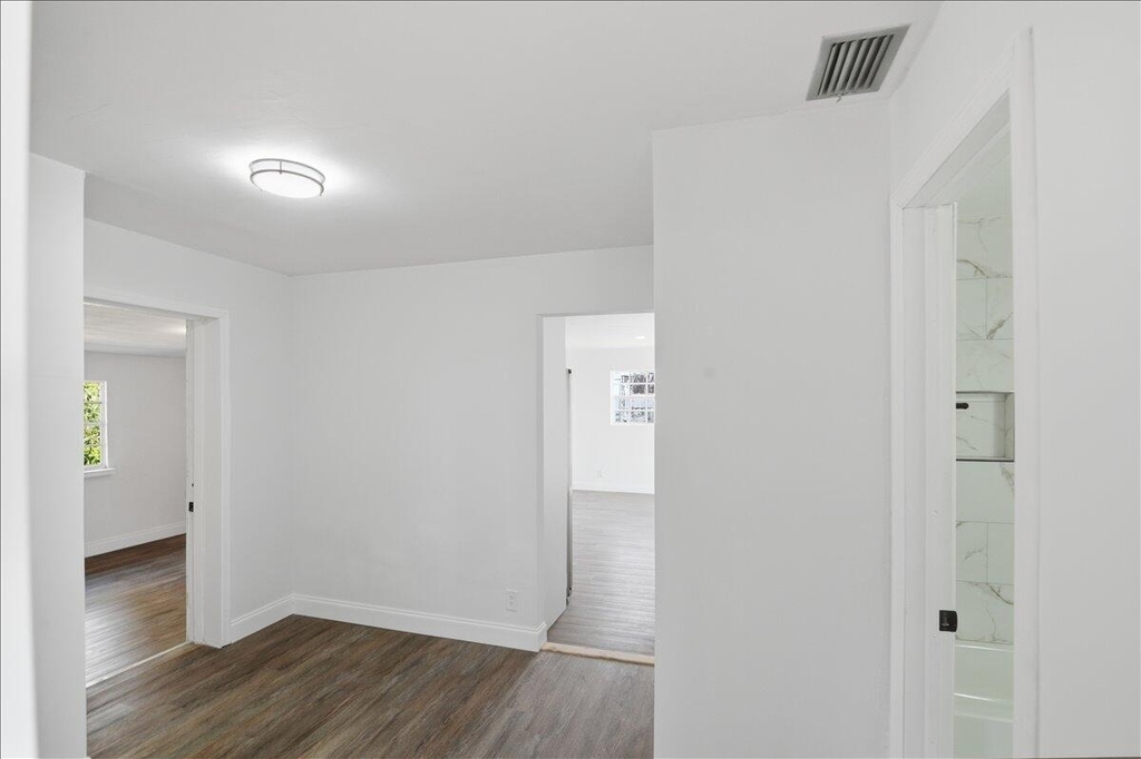 270 Sw 10th Avenue - Photo 17