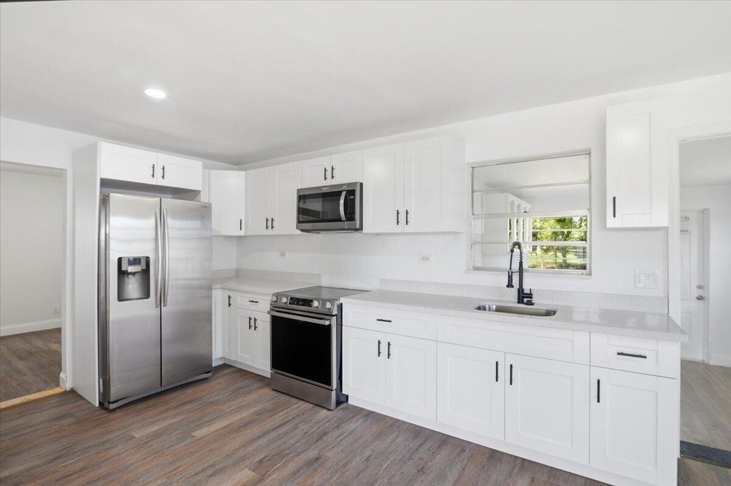 270 Sw 10th Avenue - Photo 9