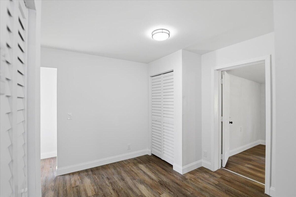 270 Sw 10th Avenue - Photo 16