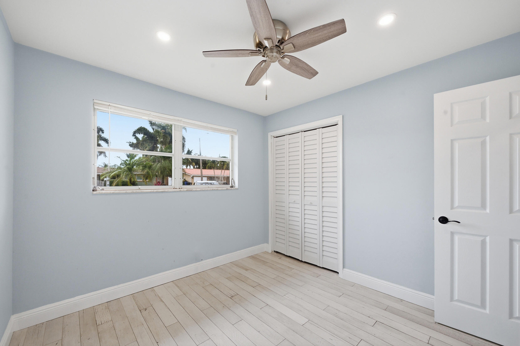 2120 Ne 62nd Court - Photo 14