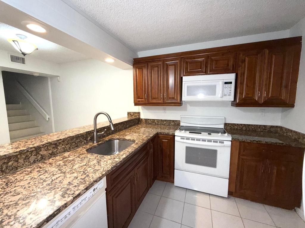 3757 Victoria Drive - Photo 2