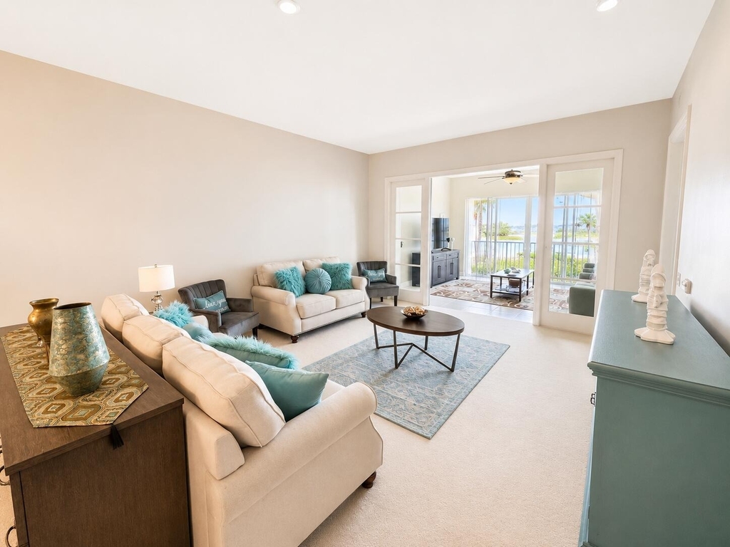 35 Harbour Isle Drive W - Photo 2
