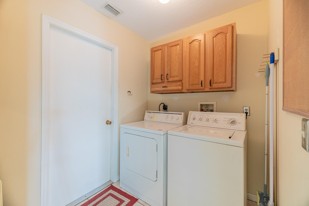 5593 Nw Wesley Road - Photo 38