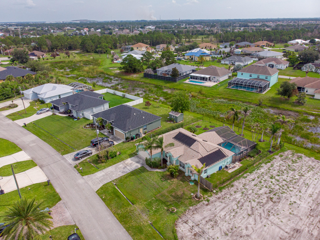 5593 Nw Wesley Road - Photo 49