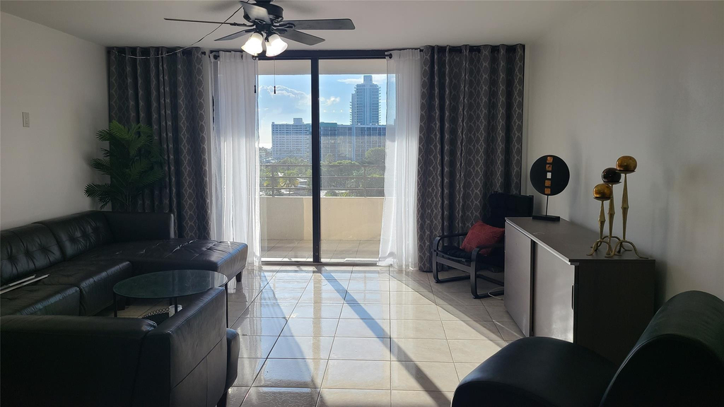 2500 Parkview Drive - Photo 3
