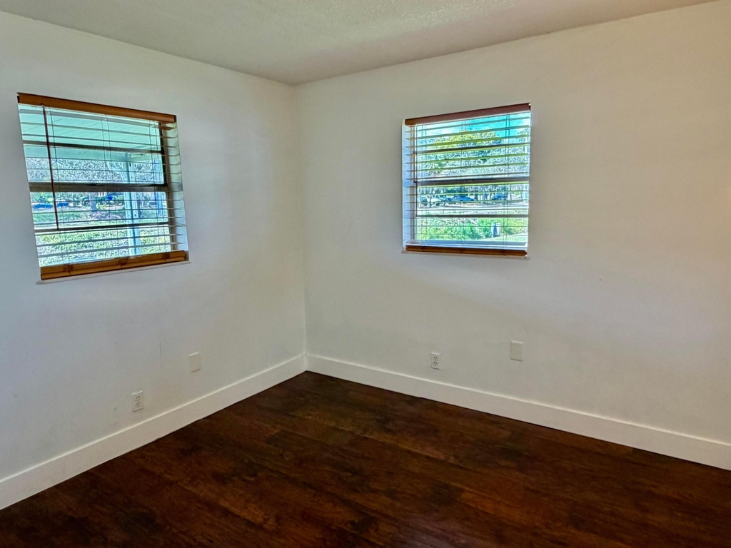 2821 Duke Lane - Photo 11
