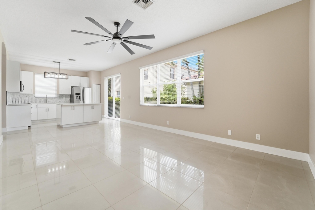 1780 Pierside Circle - Photo 6