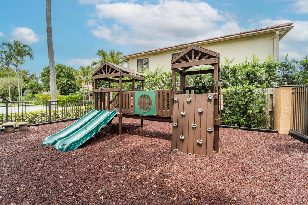 1780 Pierside Circle - Photo 22