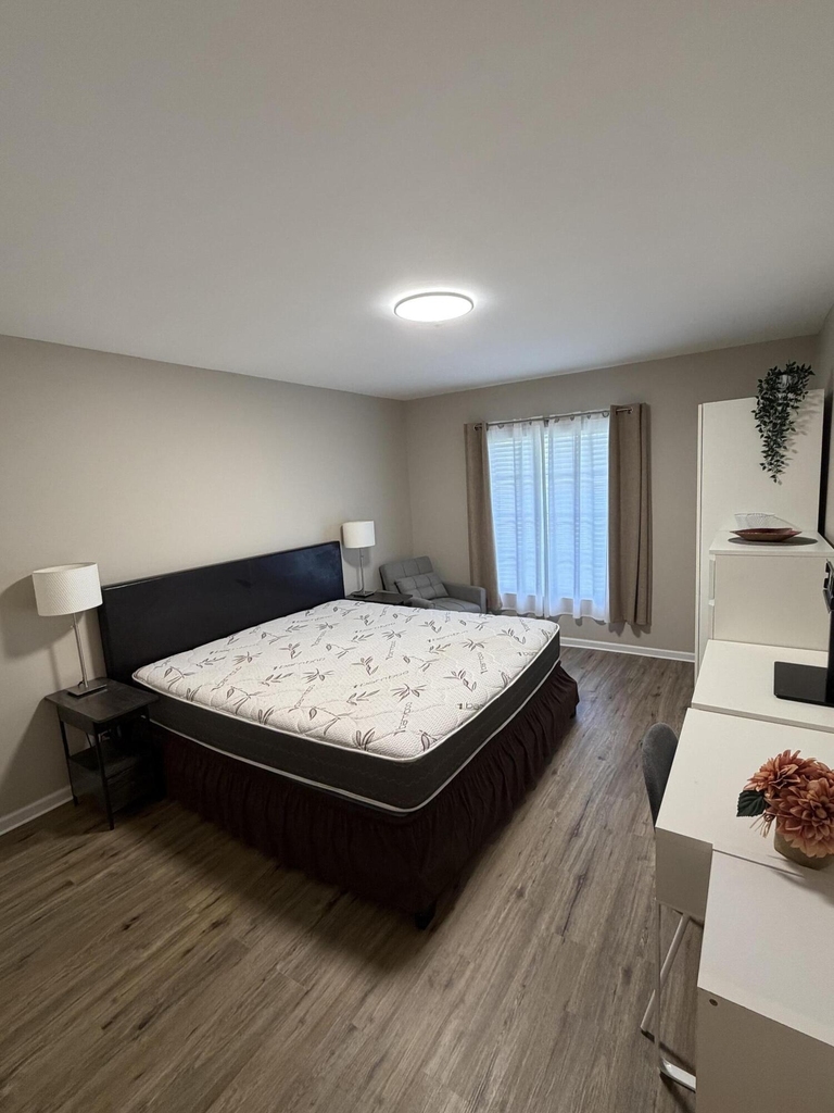 2210 Ne 67th Street - Photo 6