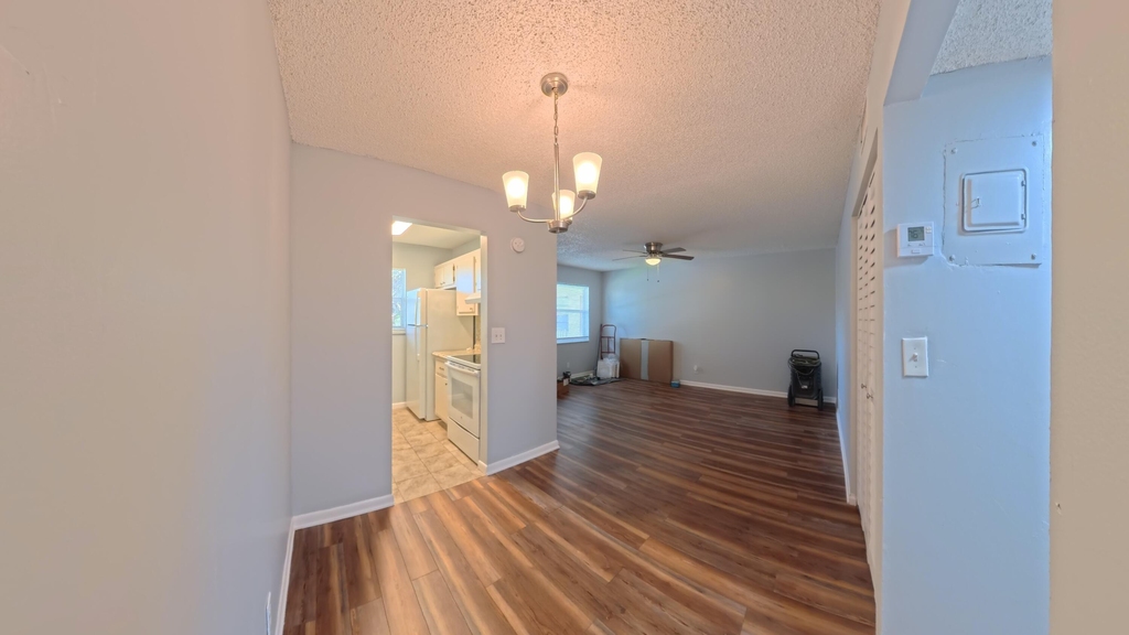 2301 Se 4th Street - Photo 10